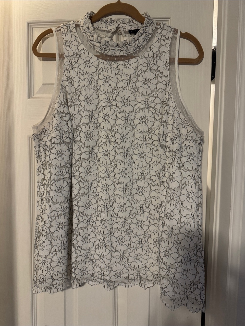 torrid White Lace Sleeveless Mock Neck Camisole